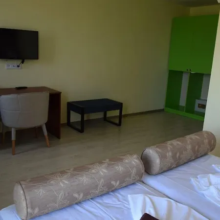 Camp And Pool Kranewo