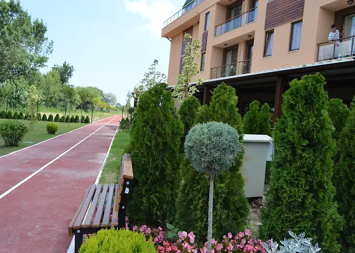 Camp And Pool Hotel Kranevo